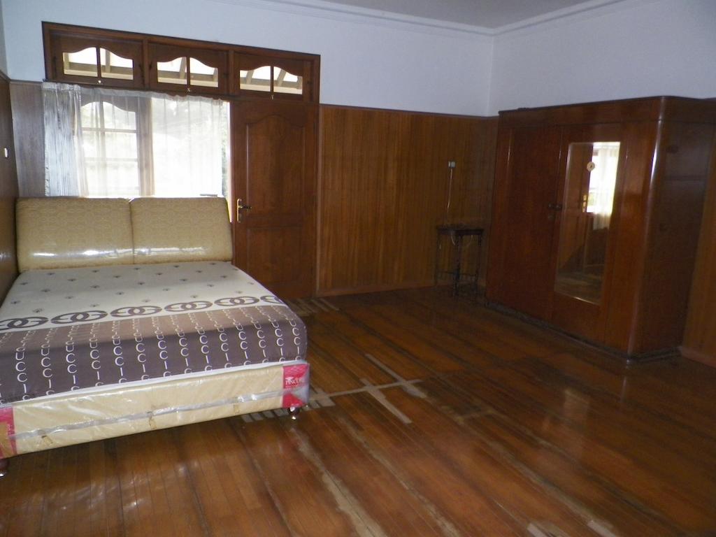 Rumah Utama Guest House Yogyakarta Phòng bức ảnh